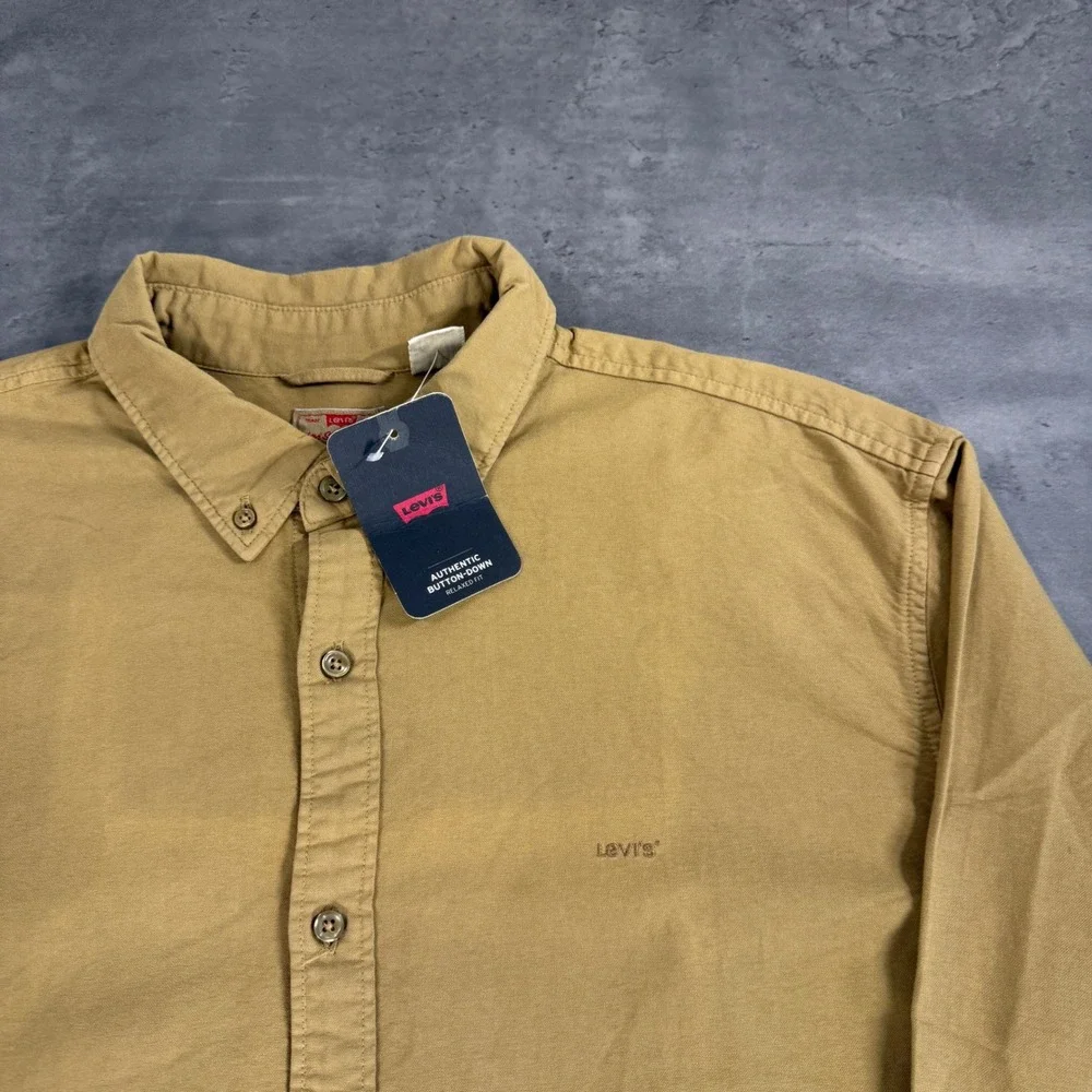 Levis Button Down Shirt Mens XL Tan Relaxed Fit Long Sleeve Cotton Authentic New